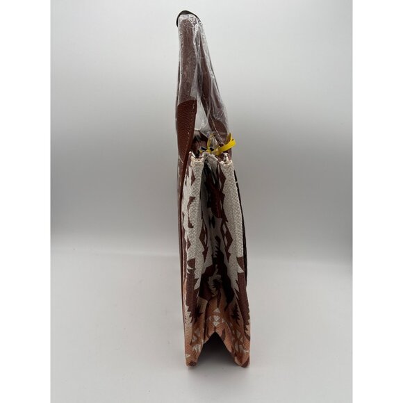 Women’s Wrangler White, Brown, & Orange Patterned Handbag w/ Leather Details - Picture 5 of 5